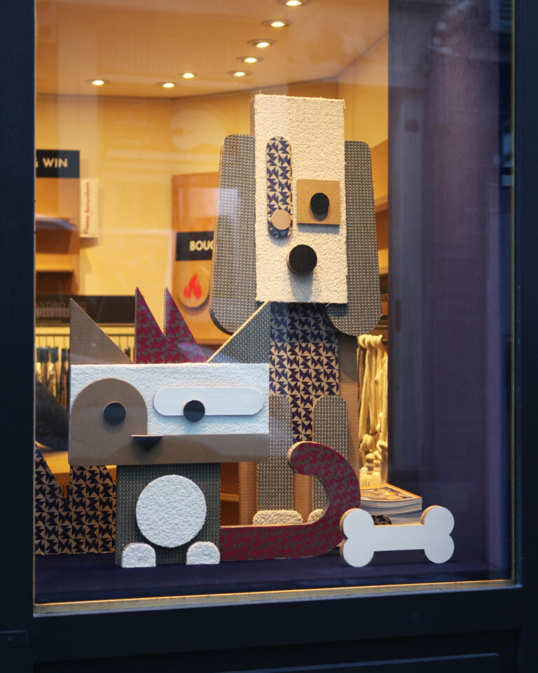 Paris_deco_off_windows_display